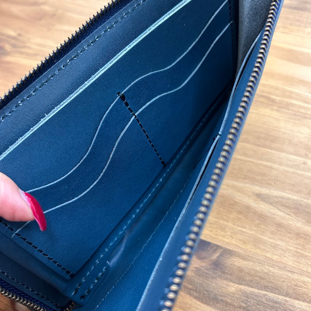 【訳あり品30】L字ファスナー長財布 栃木レザー NAVY NC3785