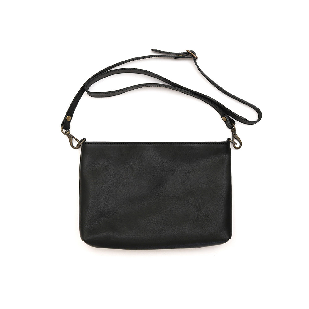 浅型/小サイズ【シンプルを極めたレザーサコッシュ】栃木レザー NC3419V|Native Creation(ネイティブクリエーション)公式オンラインショップ