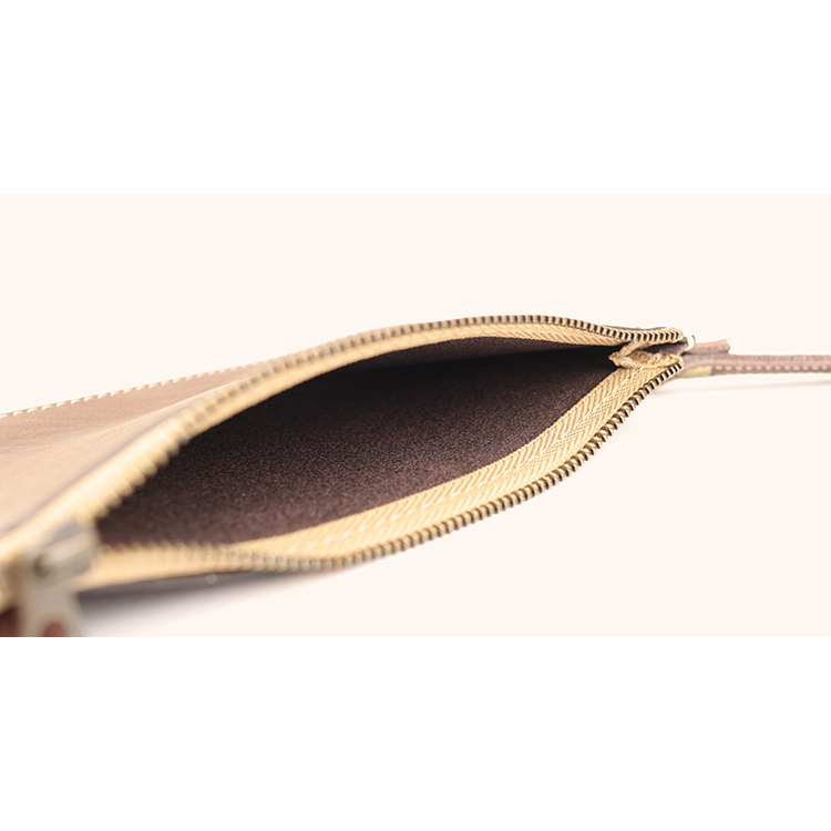 【レザーポーチ】栃木レザー NC3416V