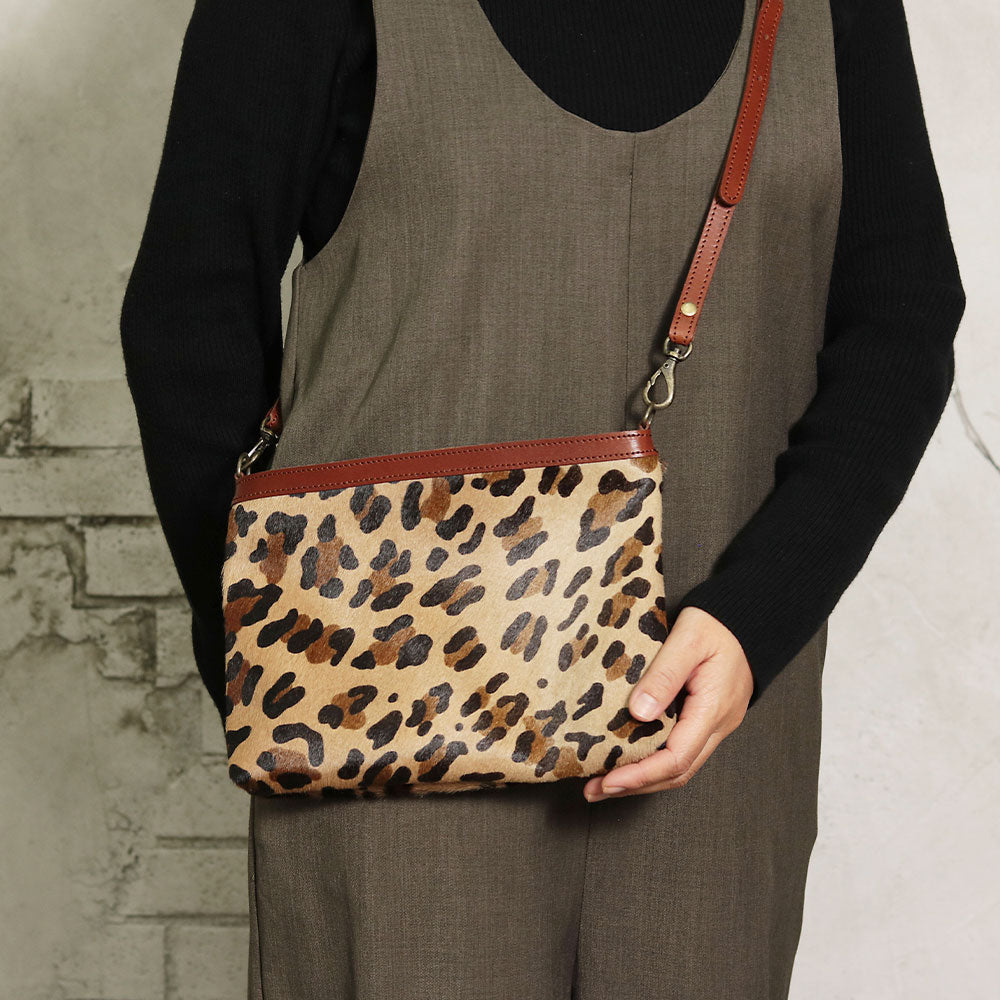 予約割20%実施中!【小サイズ】レザーファー(豹柄)サコッシュ NC3419FL
