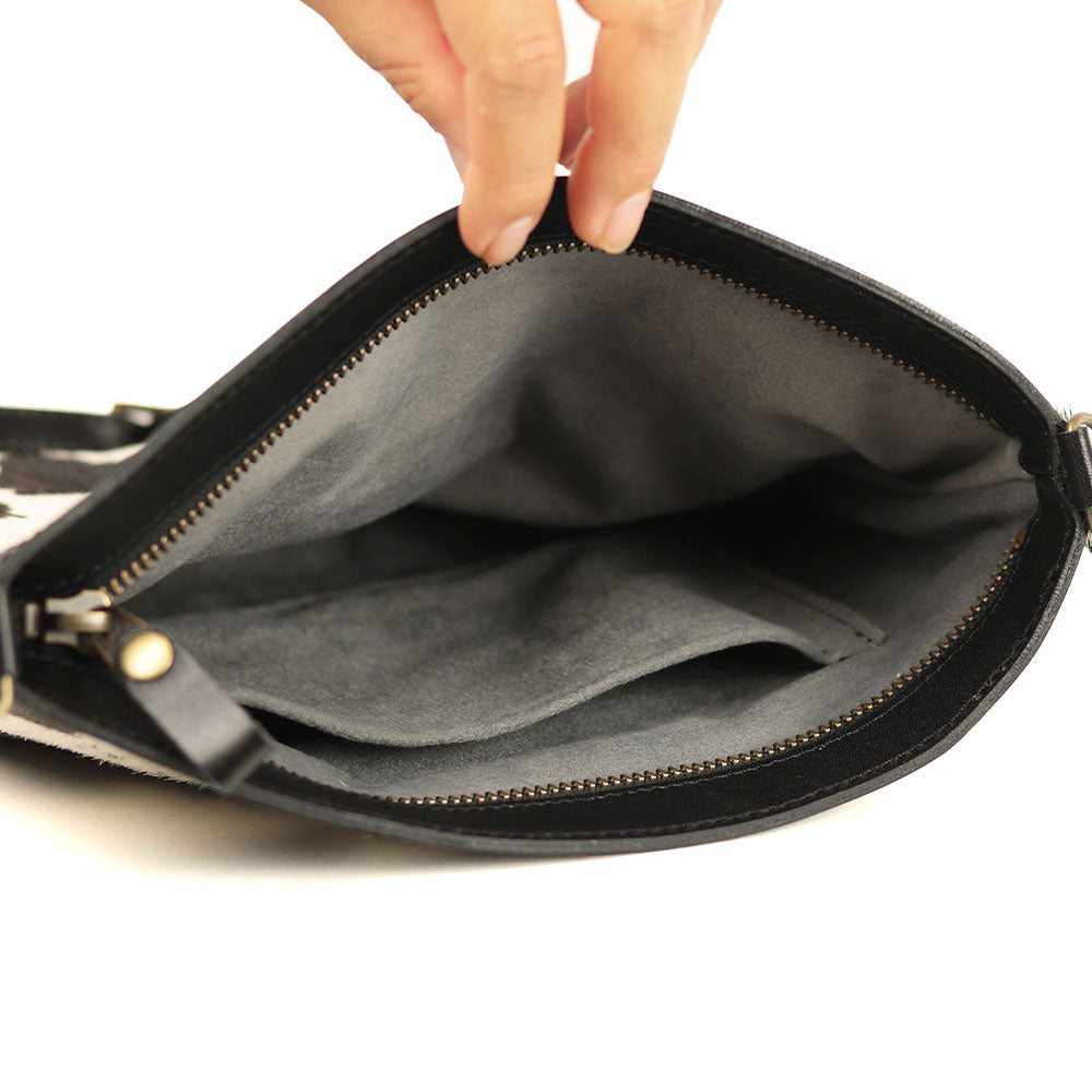 【小サイズ】レザーファー(牛柄)サコッシュ NC3419FC|Native Creation(ネイティブクリエーション)公式オンラインショップ