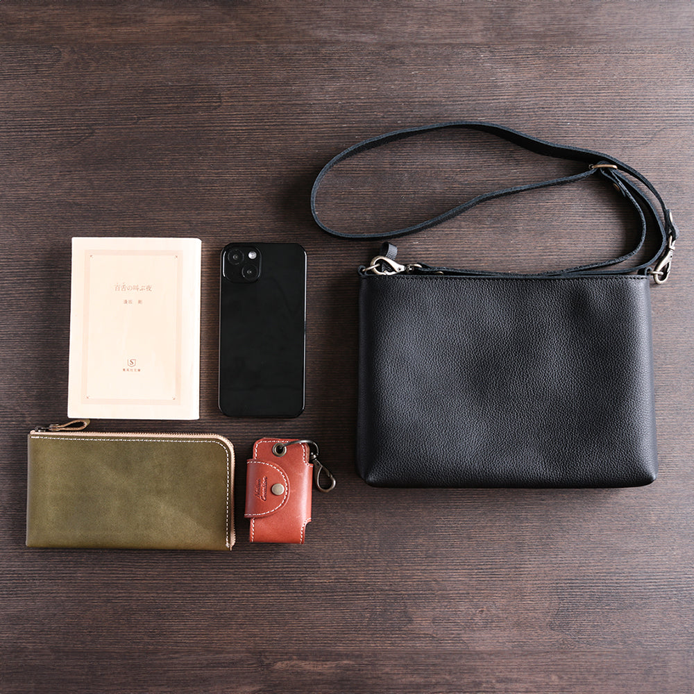 【浅型-中サイズ】姫路レザー シンプルを極めたレザーサコッシュ NC3420S