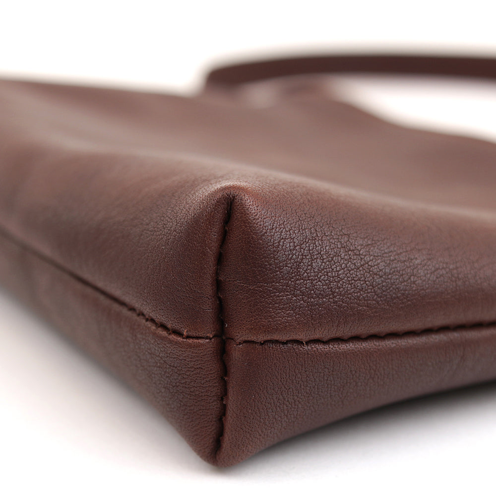 【浅型-中サイズ】栃木レザー シンプルを極めたレザーサコッシュ NC3420v