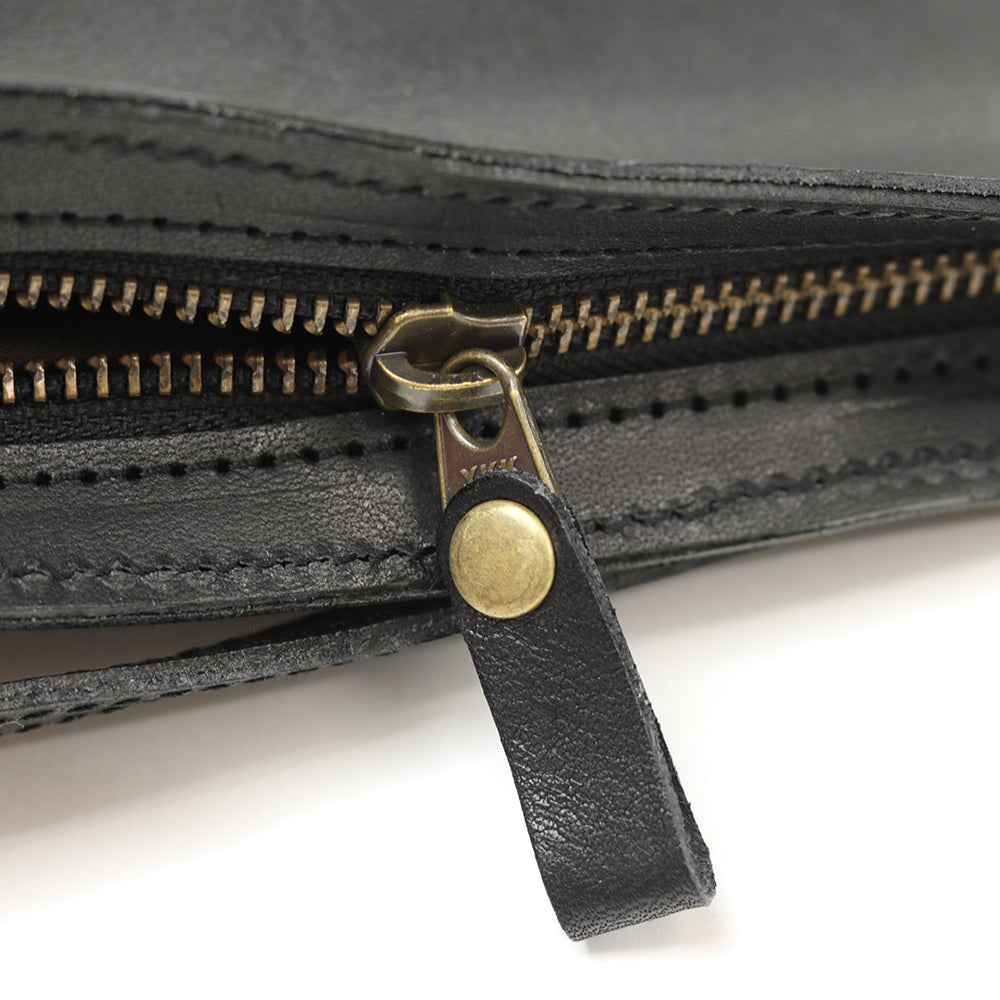 【浅型-中サイズ】栃木レザー シンプルを極めたレザーサコッシュ NC3420v