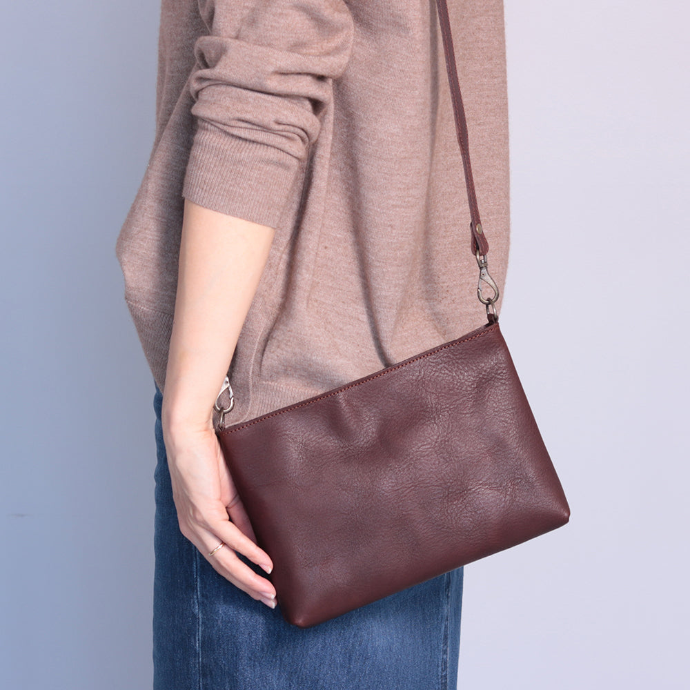 【浅型-中サイズ】栃木レザー シンプルを極めたレザーサコッシュ NC3420v