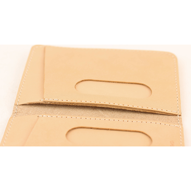 ナチュラルレザー パス・カードケース NC3717-NTR