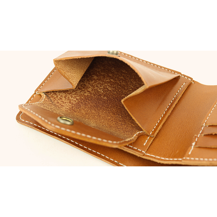 定番二つ折り財布 NC3731