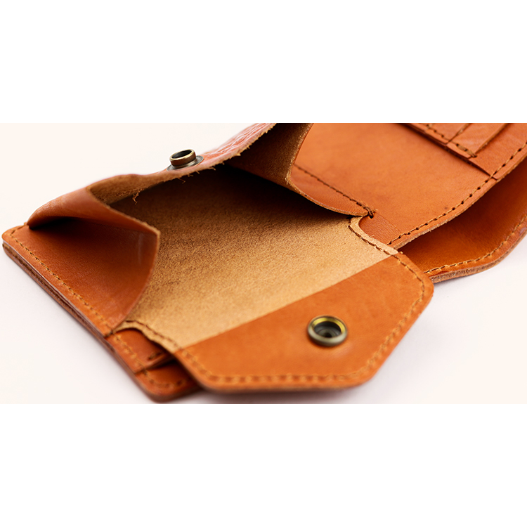 定番二つ折り財布 ソフトシュリンクオイルレザー NC3731M