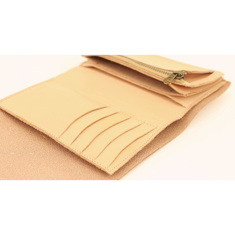 【三つ折りミドルウォレット】栃木レザーナチュラル NC3736-NTR