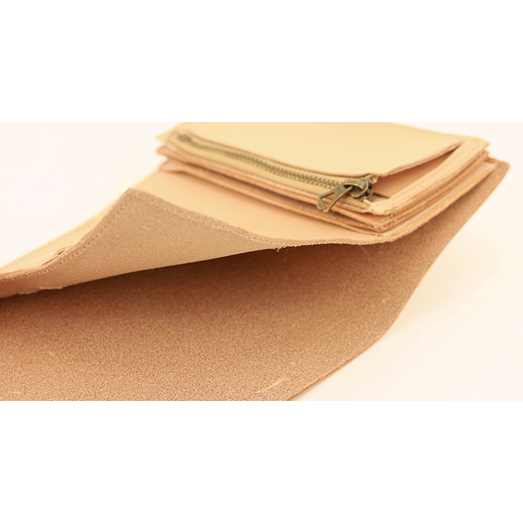 【三つ折りミドルウォレット】栃木レザーナチュラル NC3736-NTR