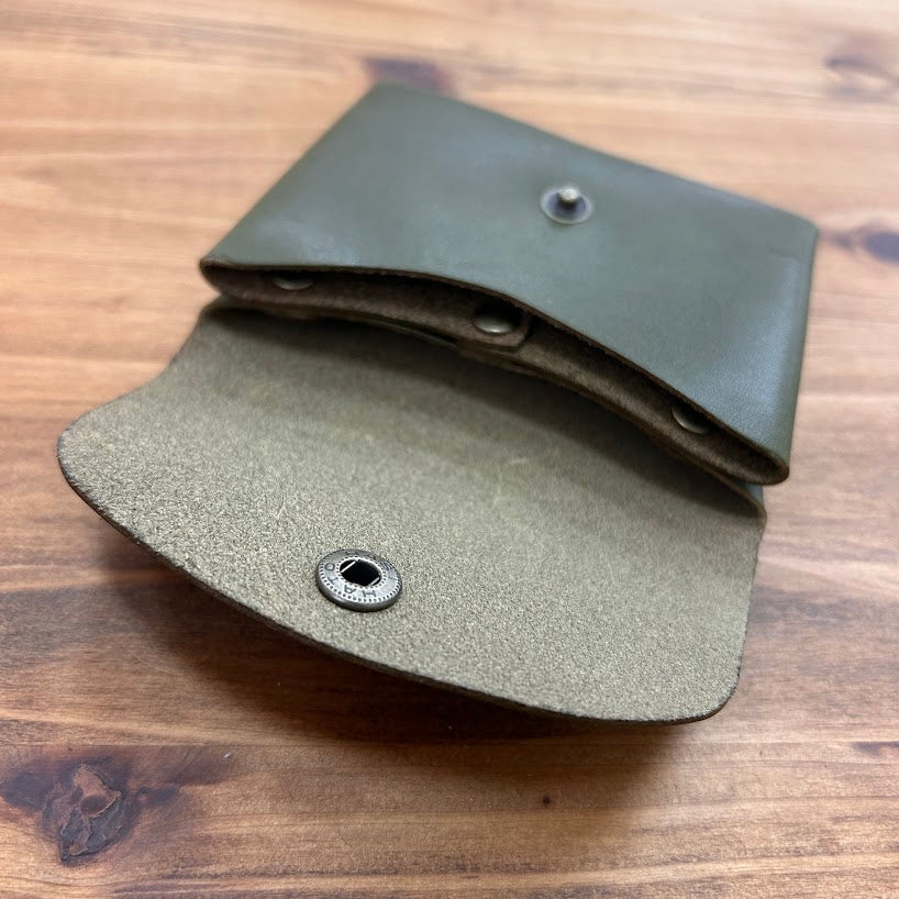 【訳あり品22】コンパクト財布 栃木レザー OLIVE NC3759