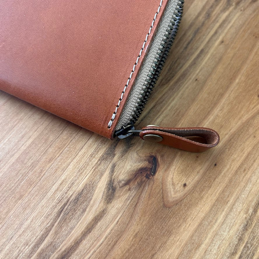 【訳あり品9】 L字ファスナー薄型長財布 栃木レザー BROWN NC3749