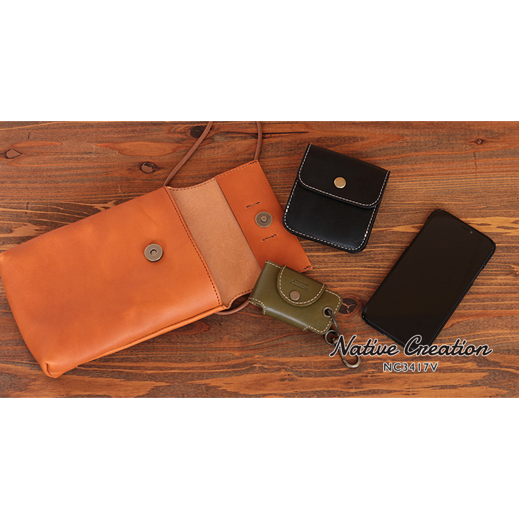 Leather Pochette NC3417V