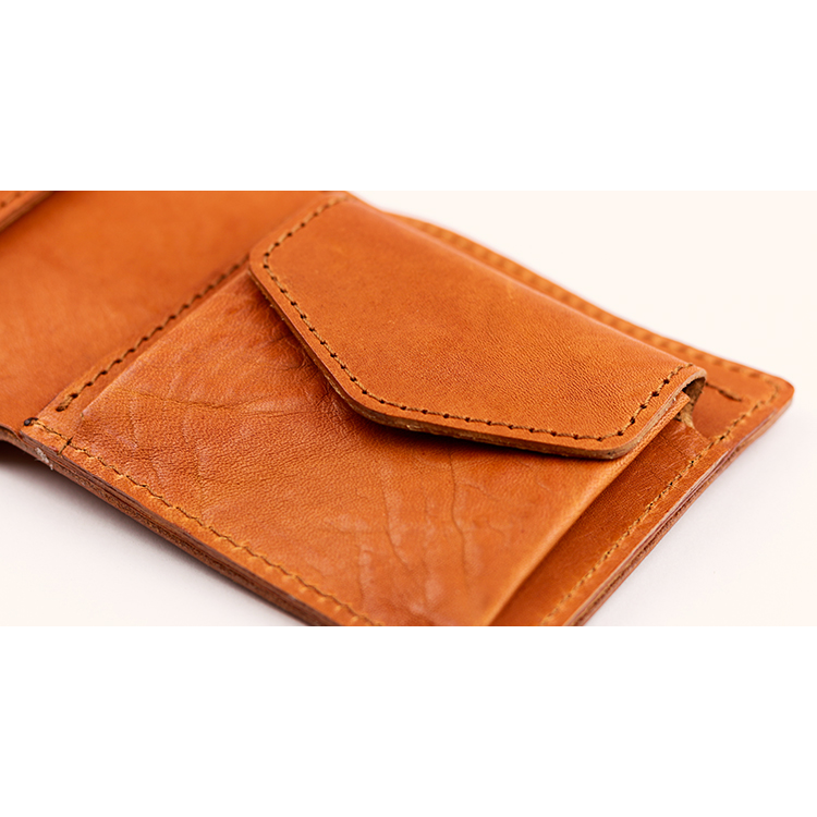 Soft Shrink Oil Leather Bi-fold Wallet NC3731M