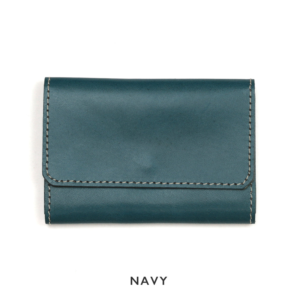 2色のステッチカラーから選べるレザーカードケース NC3769